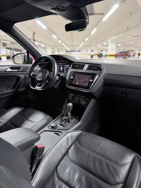 VOLKSWAGEN Tiguan 2.0 350 TSI TOTAL FLEX ALLSPACE R-LINE 4-MOTION TURBO AUTOM�TICO DSG, Foto 13