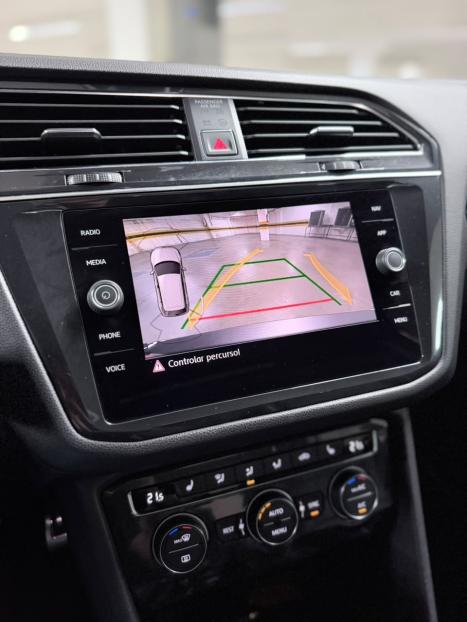 VOLKSWAGEN Tiguan 2.0 350 TSI TOTAL FLEX ALLSPACE R-LINE 4-MOTION TURBO AUTOM�TICO DSG, Foto 14