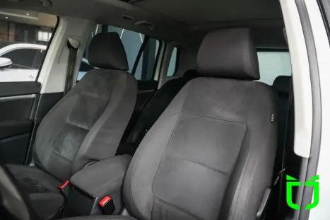 VOLKSWAGEN Tiguan 2.0 16V 4P TSI 4WD TURBO AUTOMÁTICO, Foto 17