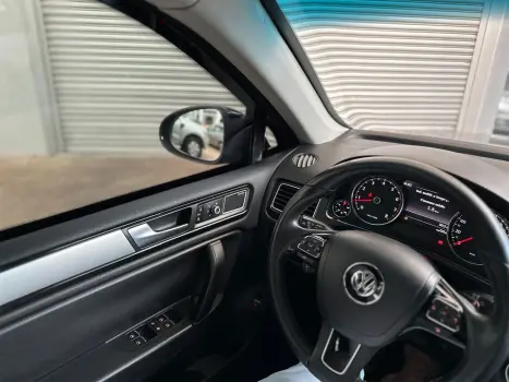 VOLKSWAGEN Touareg 3.6 24V V6 4P FSI 4X4 AUTOM�TICO, Foto 11
