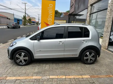 VOLKSWAGEN UP 1.0 4P FLEX 170 TSI XTREME, Foto 4 VOLKSWAGEN UP 1.0 4P FLEX 170 TSI XTREME, Foto 4