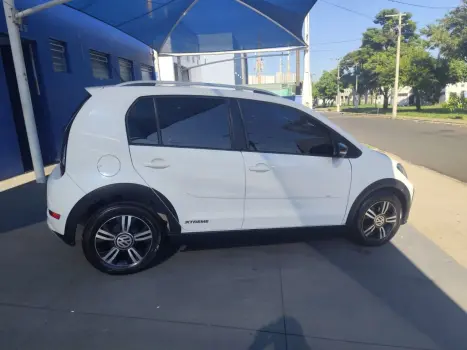 VOLKSWAGEN UP 1.0 4P FLEX 170 TSI XTREME, Foto 17