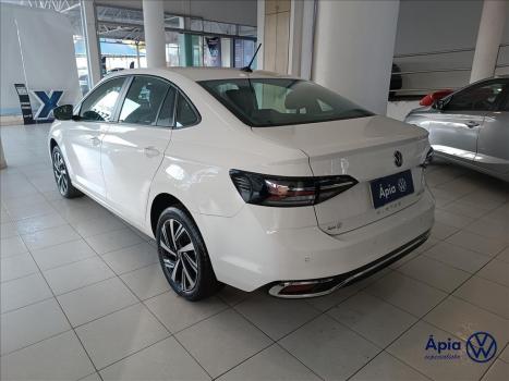 VOLKSWAGEN Virtus 1.0 4P 200 TSI FLEX HIGHLINE AUTOM�TICO, Foto 9
