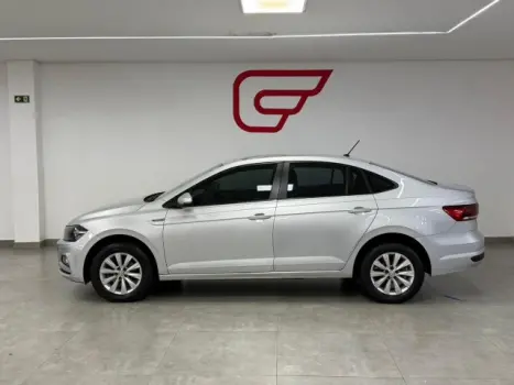 VOLKSWAGEN Virtus 1.0 4P 200 TSI FLEX COMFORTLINE AUTOM�TICO, Foto 4