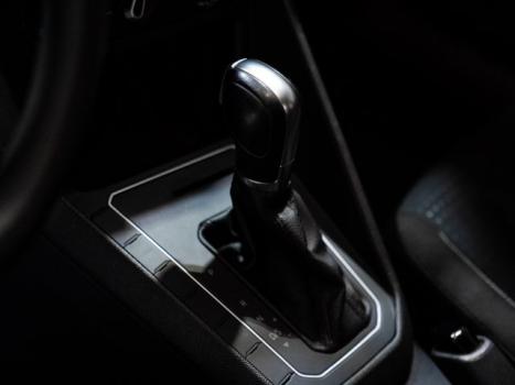 VOLKSWAGEN Virtus 1.0 4P 200 TSI FLEX COMFORTLINE AUTOM�TICO, Foto 8
