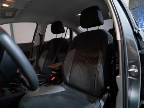 VOLKSWAGEN Virtus 1.0 4P 200 TSI FLEX COMFORTLINE AUTOM�TICO, Foto 9
