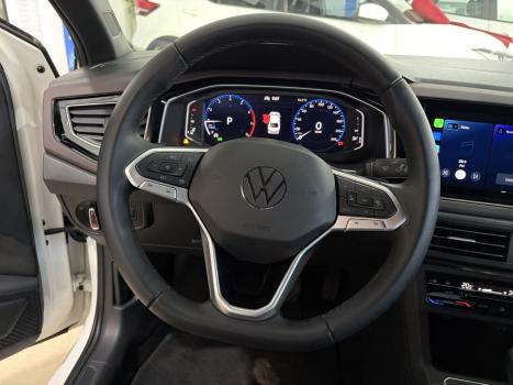 VOLKSWAGEN Virtus 1.0 4P 200 TSI FLEX HIGHLINE AUTOM�TICO, Foto 3