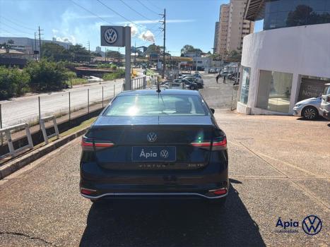 VOLKSWAGEN Virtus 1.0 4P 200 TSI FLEX HIGHLINE AUTOM�TICO, Foto 4