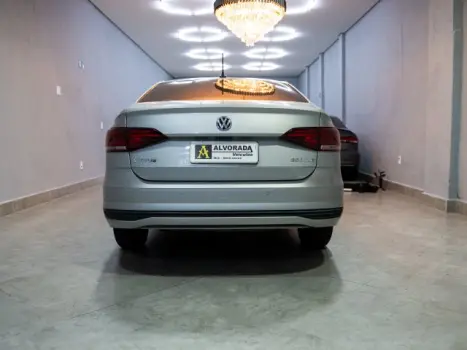VOLKSWAGEN Virtus 1.0 4P 200 TSI FLEX COMFORTLINE AUTOM�TICO, Foto 11