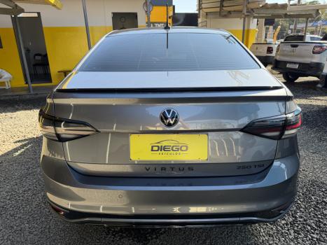 VOLKSWAGEN Virtus 1.4 4P 250 TSI EXCLUSIVE AUTOM�TICO, Foto 4