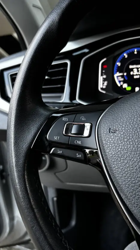 VOLKSWAGEN Virtus 1.0 4P 200 TSI FLEX HIGHLINE AUTOM�TICO, Foto 14