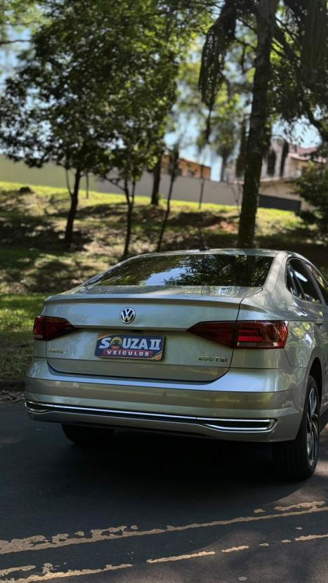 VOLKSWAGEN Virtus 1.0 4P 200 TSI FLEX HIGHLINE AUTOMÁTICO, Foto 6