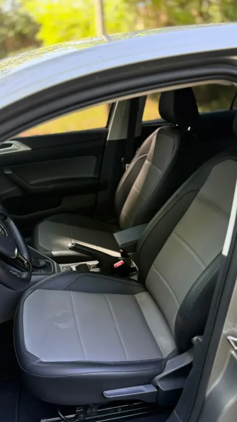 VOLKSWAGEN Virtus 1.0 4P 200 TSI FLEX HIGHLINE AUTOMÁTICO, Foto 9