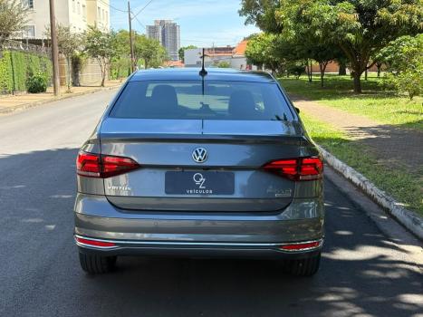VOLKSWAGEN Virtus 1.0 4P 200 TSI FLEX HIGHLINE AUTOMÁTICO, Foto 14