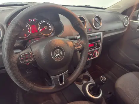 VOLKSWAGEN Voyage 1.6 4P FLEX, Foto 8