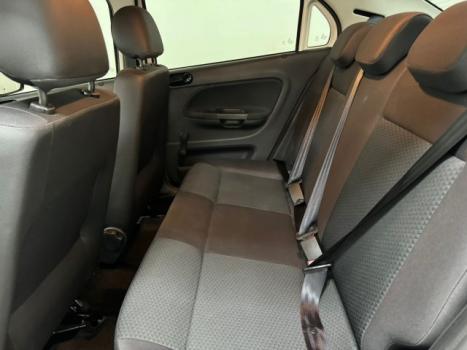 VOLKSWAGEN Voyage 1.0 4P FLEX, Foto 9