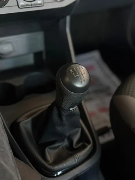 VOLKSWAGEN Voyage 1.0 4P FLEX, Foto 11