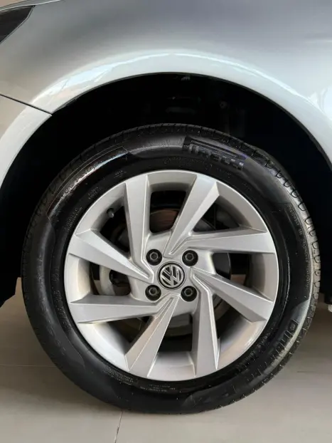 VOLKSWAGEN Voyage 1.0 4P FLEX, Foto 15