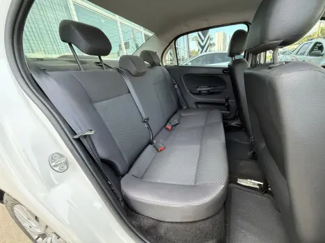 VOLKSWAGEN Voyage 1.0 4P FLEX, Foto 11