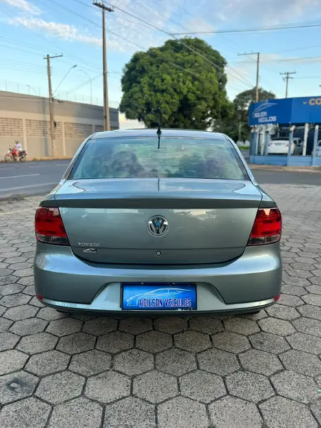 VOLKSWAGEN Voyage 1.0 4P FLEX, Foto 5
