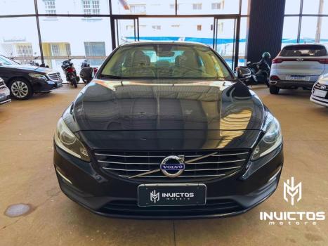 VOLVO S60 2.0 4P T5 MOMENTUM TURBO AUTOMTICO, Foto 2