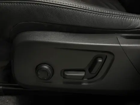 VOLVO XC40 2.0 16V 4P T4 TURBO INSCRIPTION GEARTRONIC AUTOM�TICO, Foto 8