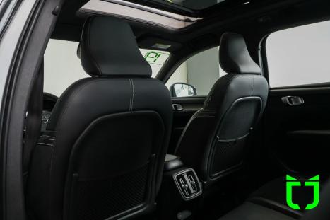VOLVO XC40 2.0 16V 4P T5 TURBO R-DESIGN AWD GEARTRONIC AUTOM�TICO, Foto 18