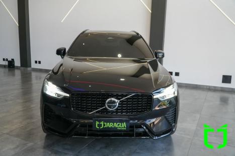 VOLVO XC60 2.0 16V 4P T8 RECHARGE H�BRIDO ULTIMATE DARK AWD TURBO GEARTRONIC AUTOM�TICO, Foto 2