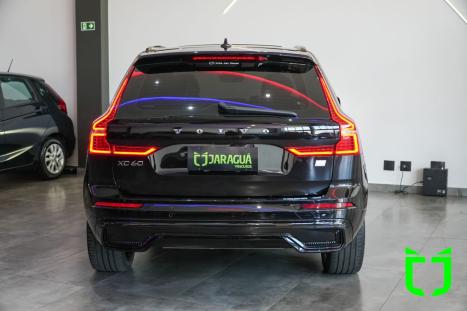 VOLVO XC60 2.0 16V 4P T8 RECHARGE H�BRIDO ULTIMATE DARK AWD TURBO GEARTRONIC AUTOM�TICO, Foto 5