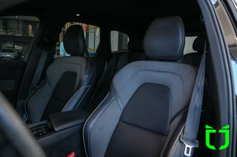 VOLVO XC60 2.0 16V 4P T8 RECHARGE H�BRIDO ULTIMATE DARK AWD TURBO GEARTRONIC AUTOM�TICO, Foto 16