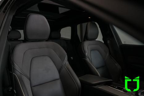 VOLVO XC60 2.0 4P T8 PHEV ULTRA DARK AWD GEARTRONIC AUTOM�TICO, Foto 21