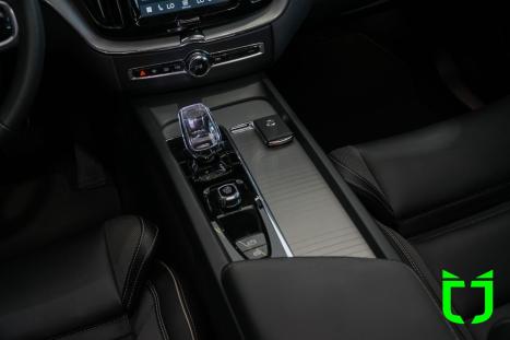 VOLVO XC60 2.0 4P T8 PHEV ULTRA DARK AWD GEARTRONIC AUTOM�TICO, Foto 25