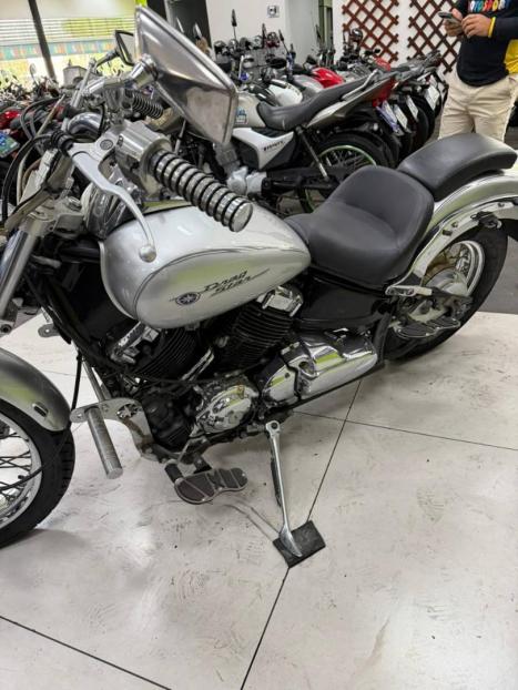 YAMAHA Drag Star 650, Foto 3