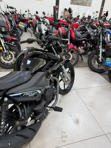 YAMAHA Factor 150 , Foto 3