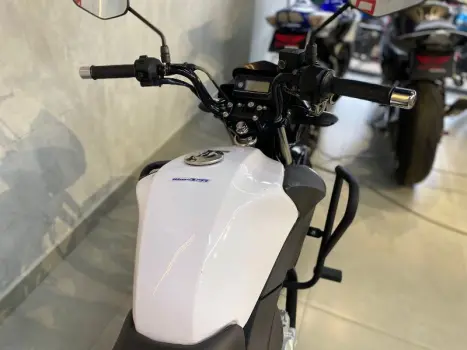 YAMAHA Factor 150 ED, Foto 6 YAMAHA Factor 150 ED, Foto 6