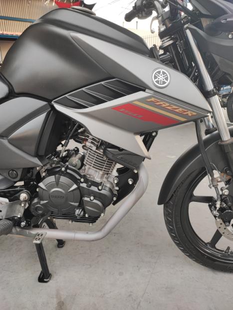 YAMAHA Fazer YS 150 SED, Foto 1