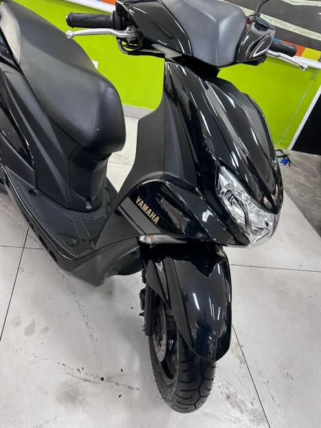 YAMAHA Fluo 125 , Foto 2