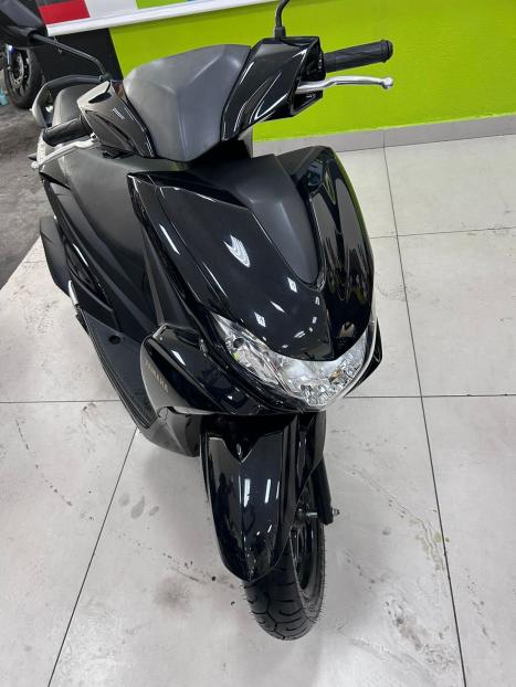 YAMAHA Fluo 125 , Foto 7