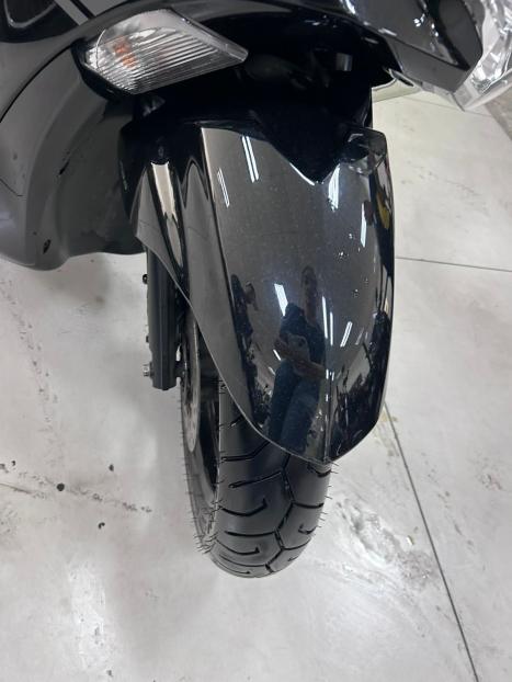 YAMAHA Fluo 125 , Foto 8