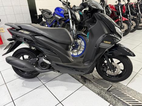 YAMAHA Fluo 125 , Foto 5
