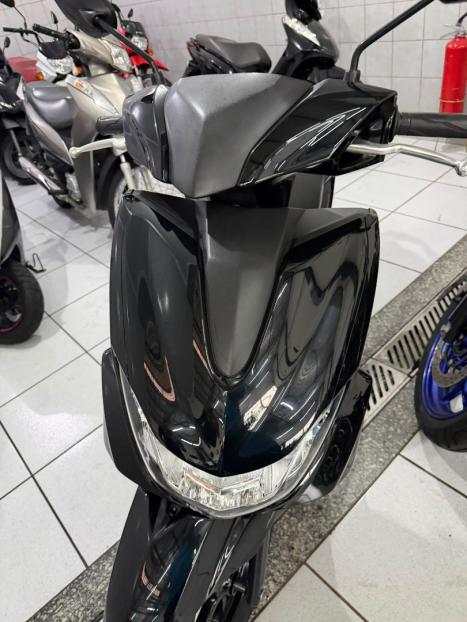 YAMAHA Fluo 125 , Foto 7