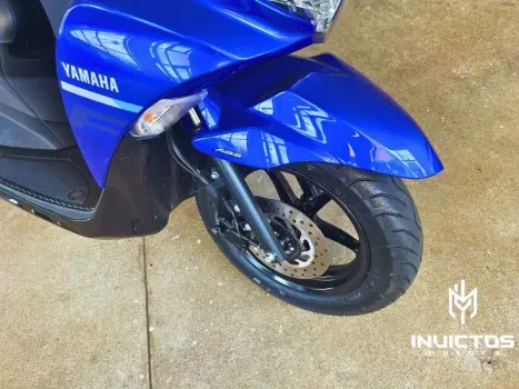 YAMAHA Fluo 125 ABS, Foto 7