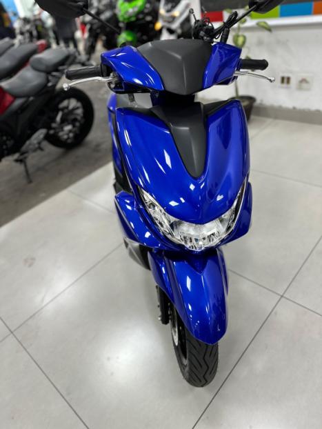 YAMAHA Fluo 125 ABS, Foto 4