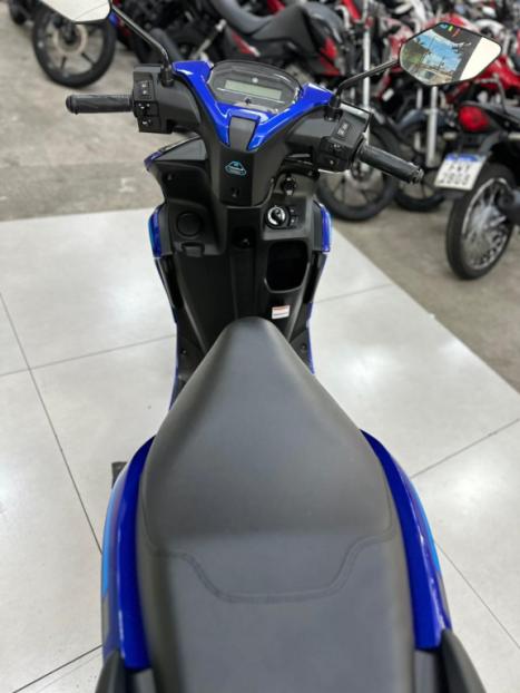YAMAHA Fluo 125 ABS, Foto 3