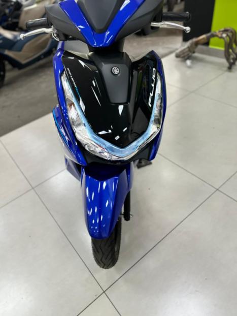 YAMAHA Fluo 125 ABS, Foto 4