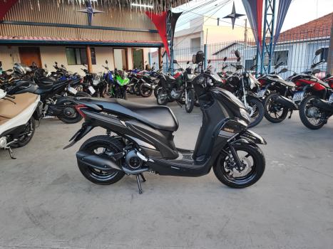 YAMAHA Fluo 125 ABS, Foto 1