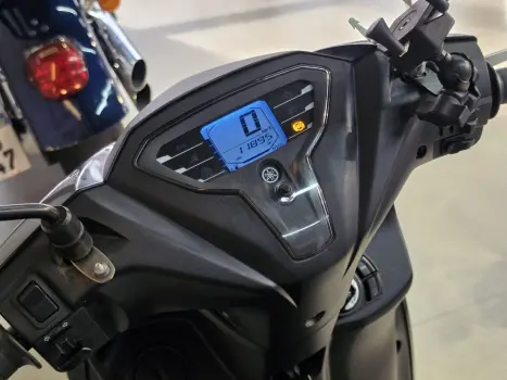 YAMAHA Fluo 125 ABS, Foto 4