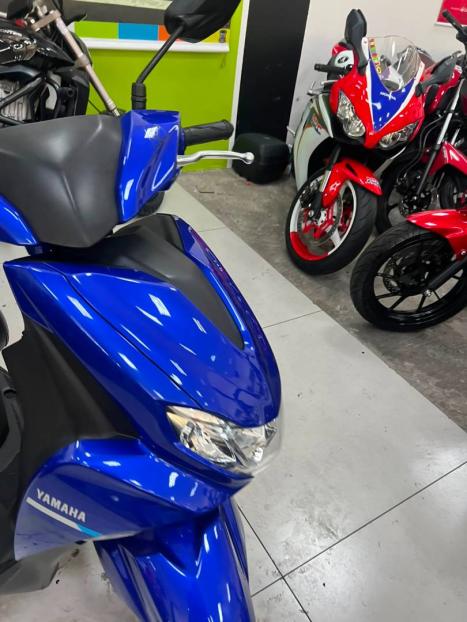 YAMAHA Fluo 125 ABS, Foto 6