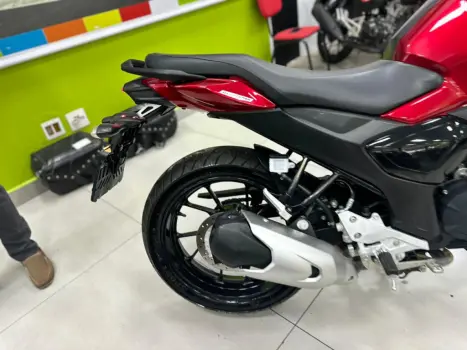 YAMAHA FZ 15 Fazer ABS, Foto 6