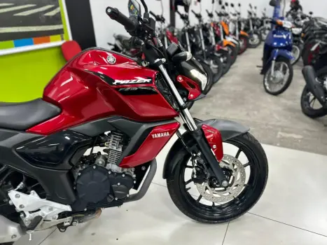 YAMAHA FZ 15 Fazer ABS, Foto 9